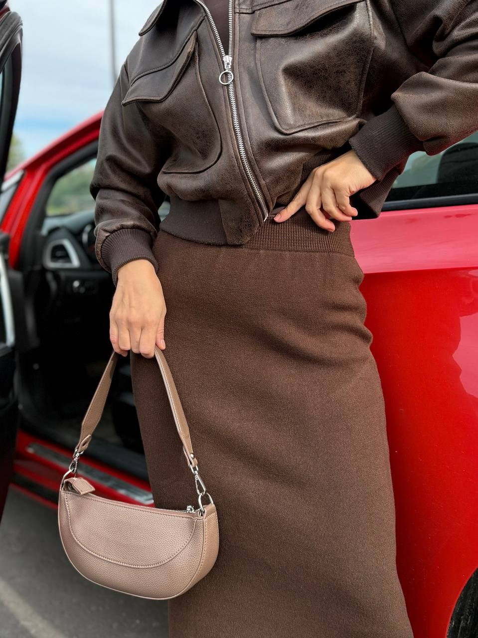 Катерина Х  Рзмер S, Рост 162, Параметры: 85/65/95. LUNAPRO Дом стильных, сборных и индивидуальных съемок для брендов