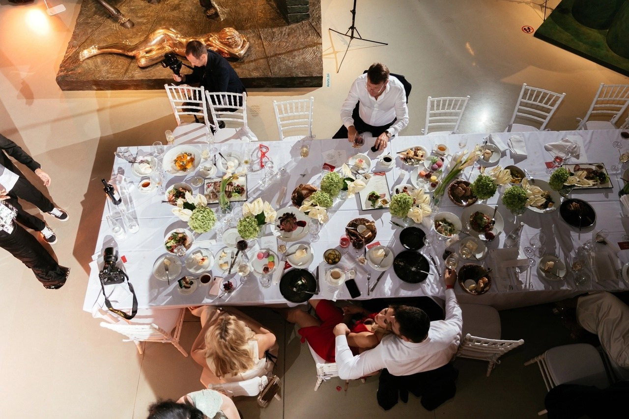 Вечер в Эрарте. Портфолио свадебного фотографа. Роман Каргаполов