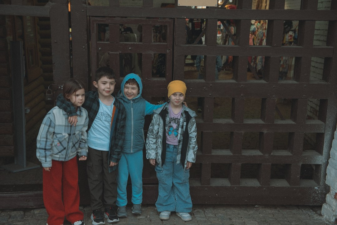 Фотопрогулка одноклассников. 2 класс