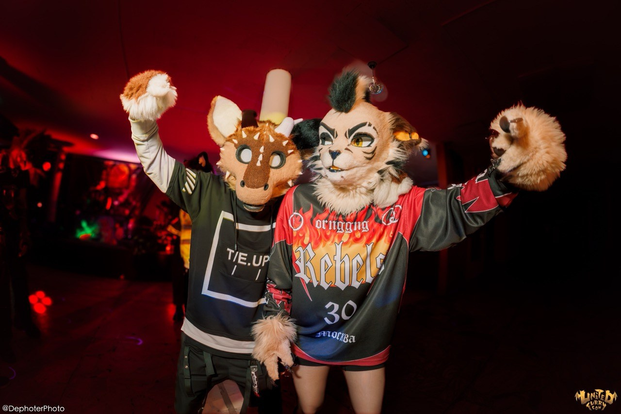 United Furry Convention 2026. Различные мероприятия и просто фотографии людей