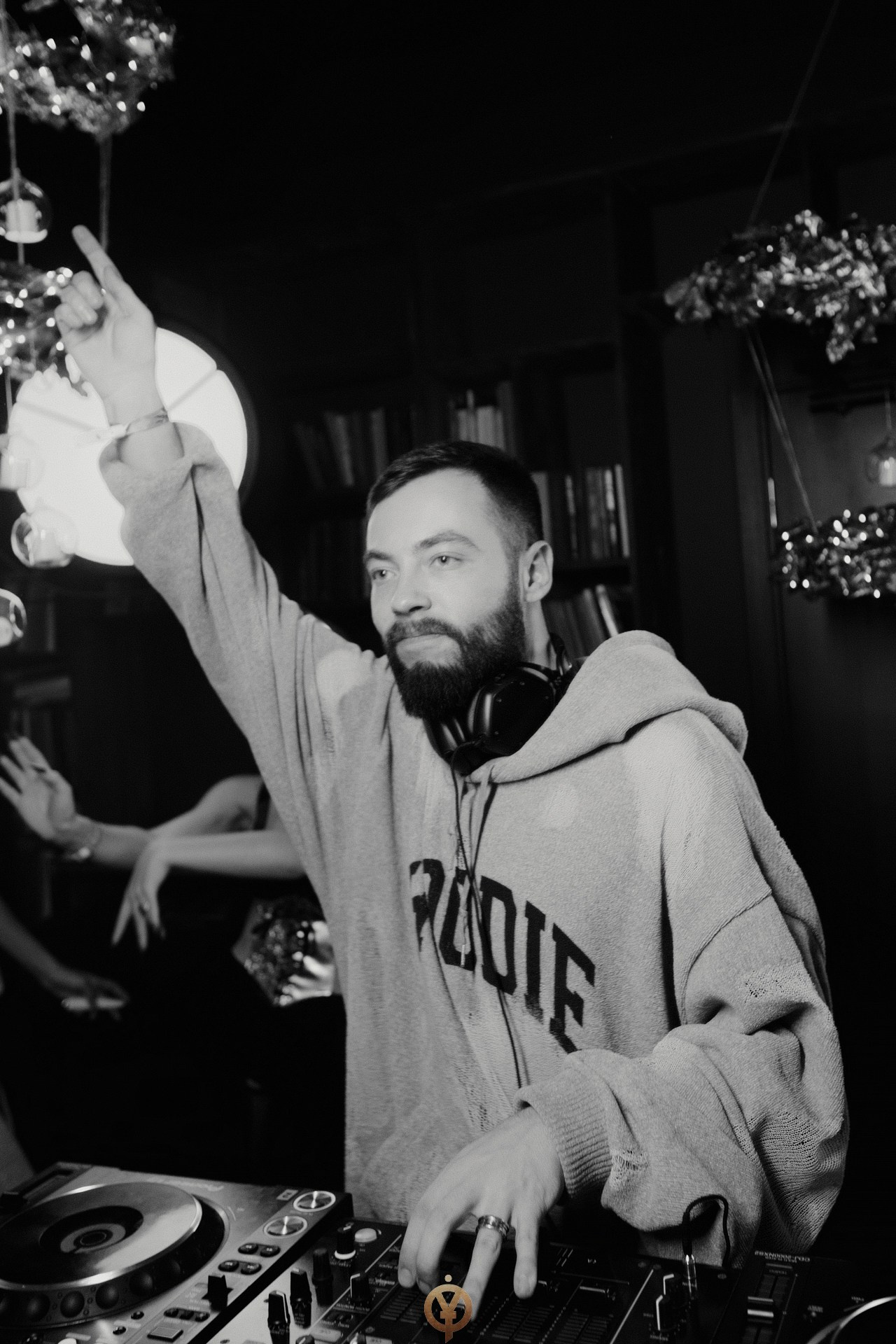 ODYSSEY «БАЛ НАТАШИ РОСТОВОЙ В КОСМОСЕ». Фотографы и Видеографы Night2Day Санкт-Петербург