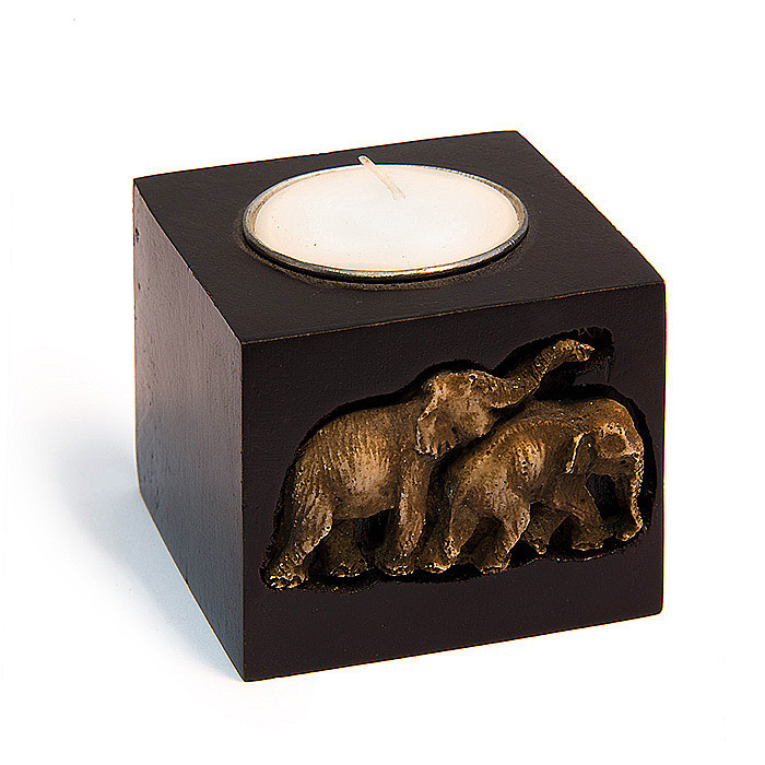 Свечи. Фотограф Анастасия Дерий. Каталожная фотосъёмка в Москве