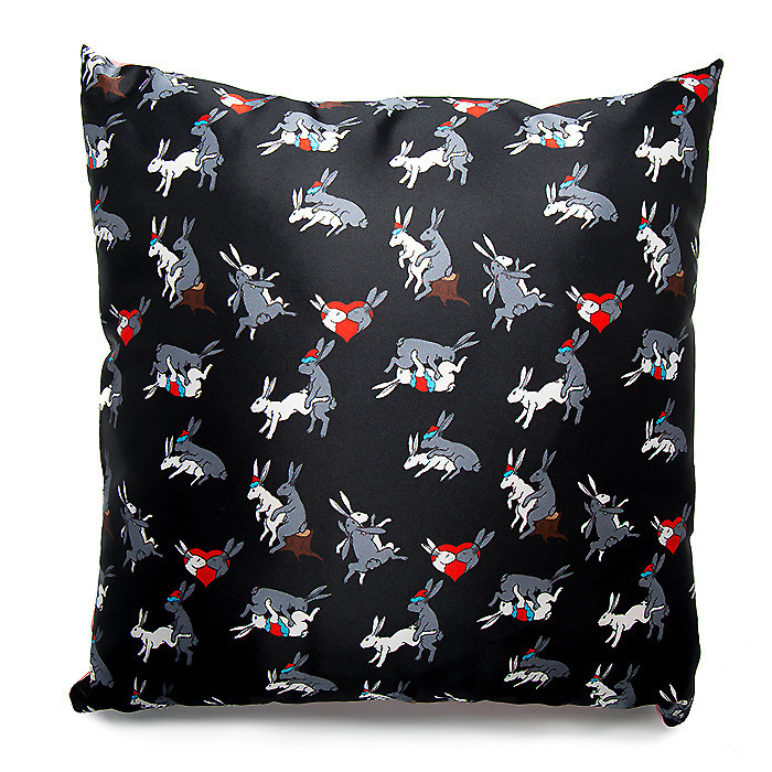 Подушки. Фотограф Анастасия Дерий. Каталожная фотосъёмка в Москве