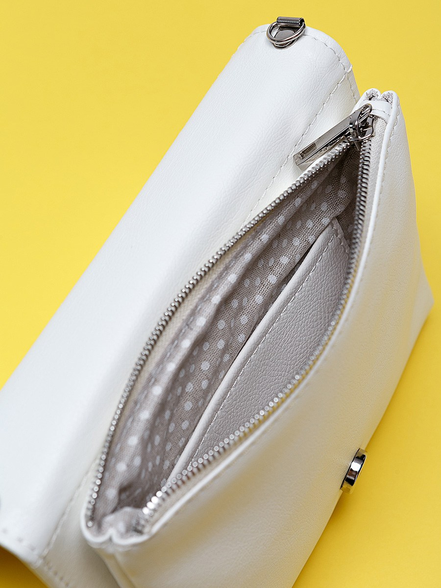 Сумка-клатч. Контент фотограф, съемка для маркетплейсов, фуд съемка и репортажи в Новосибирске Ралия Галеева