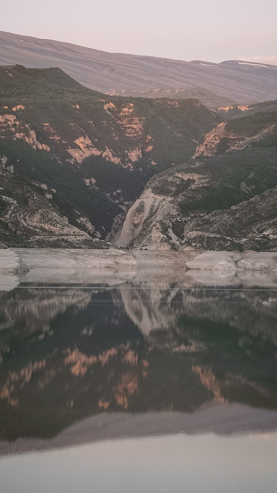 Дагестан 2021. Человек с фотокамерой