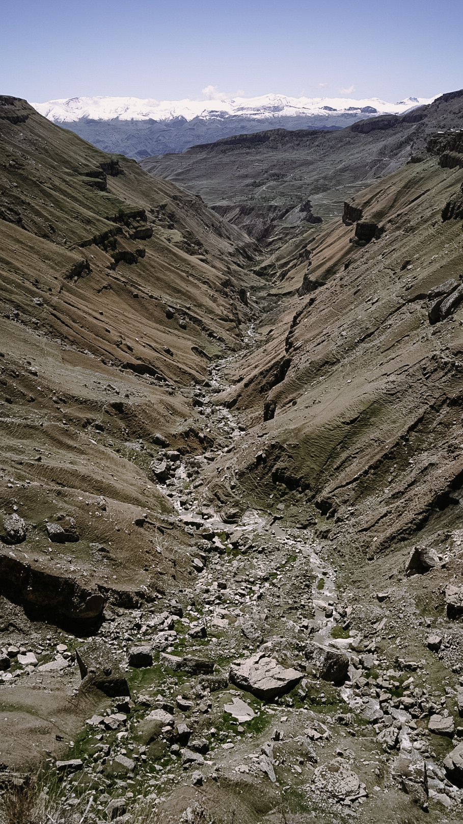 Дагестан 2021. Человек с фотокамерой