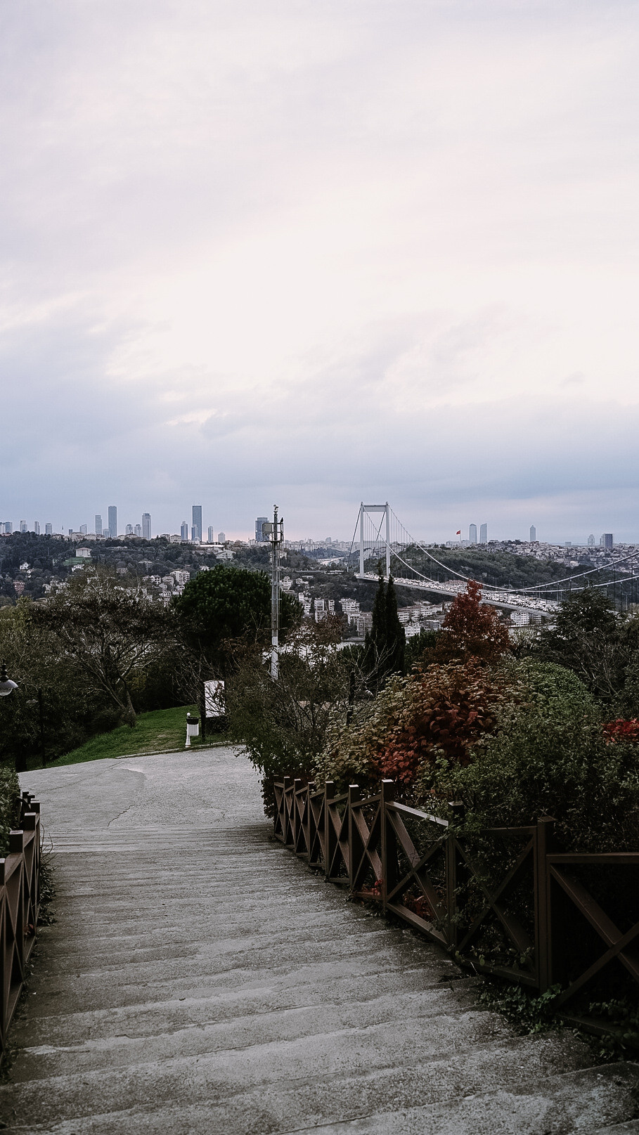 9×16 Стамбул. Человек с фотокамерой