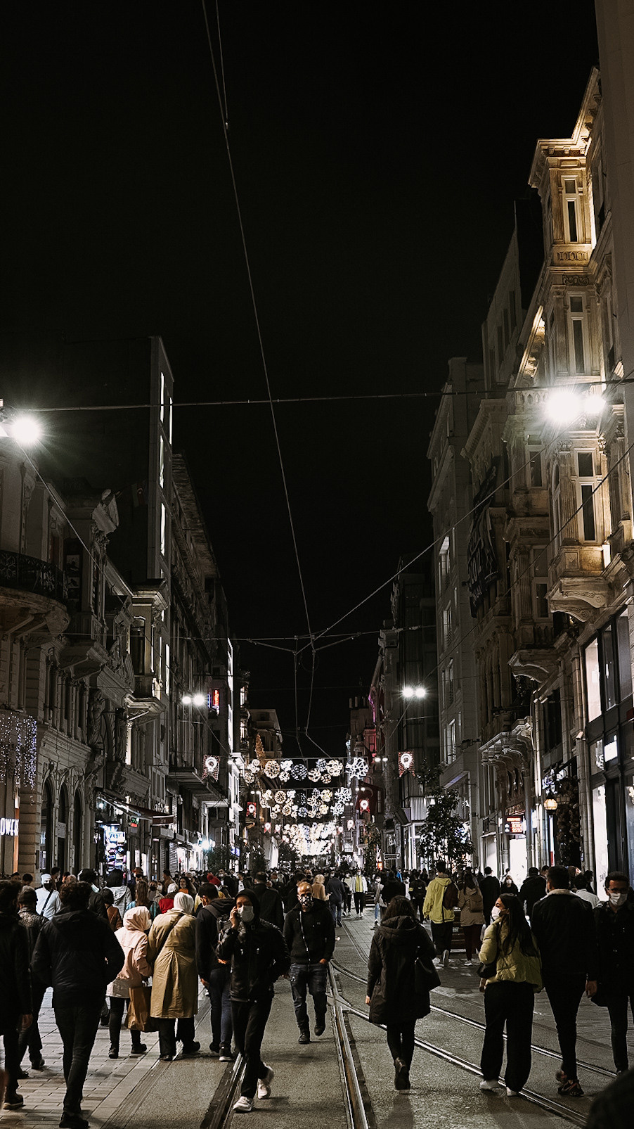 9×16 Стамбул. Человек с фотокамерой