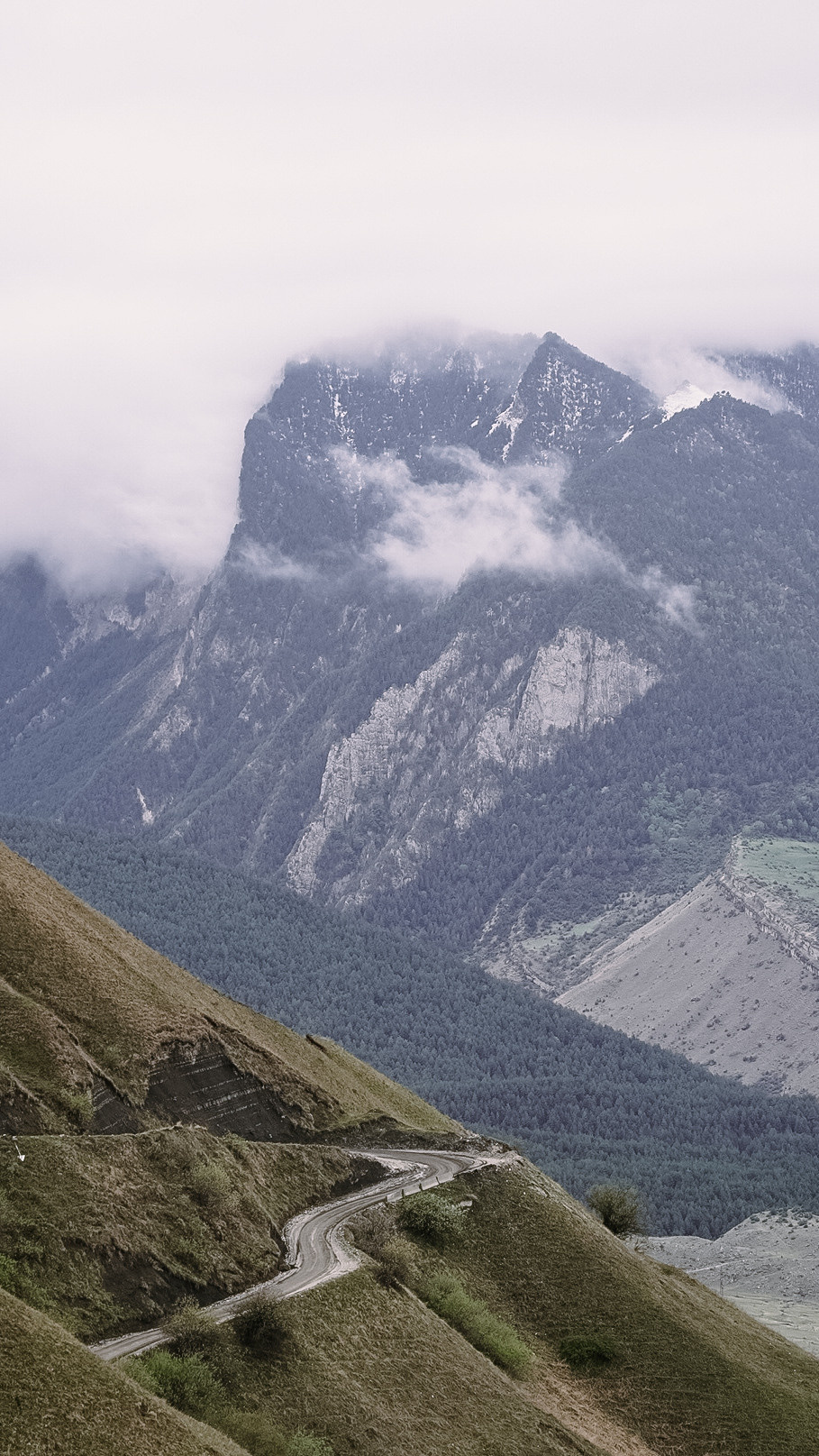 Дагестан 2021. Человек с фотокамерой