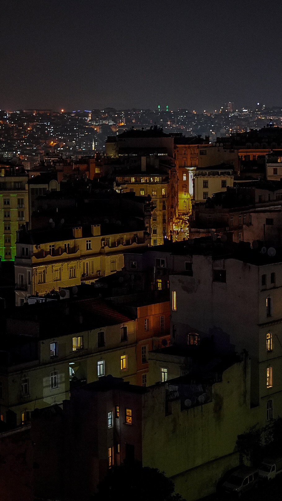 9×16 Стамбул. Человек с фотокамерой