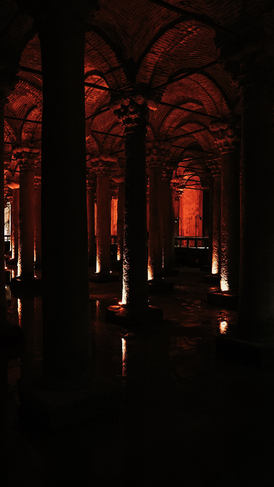 9×16 Стамбул. Человек с фотокамерой