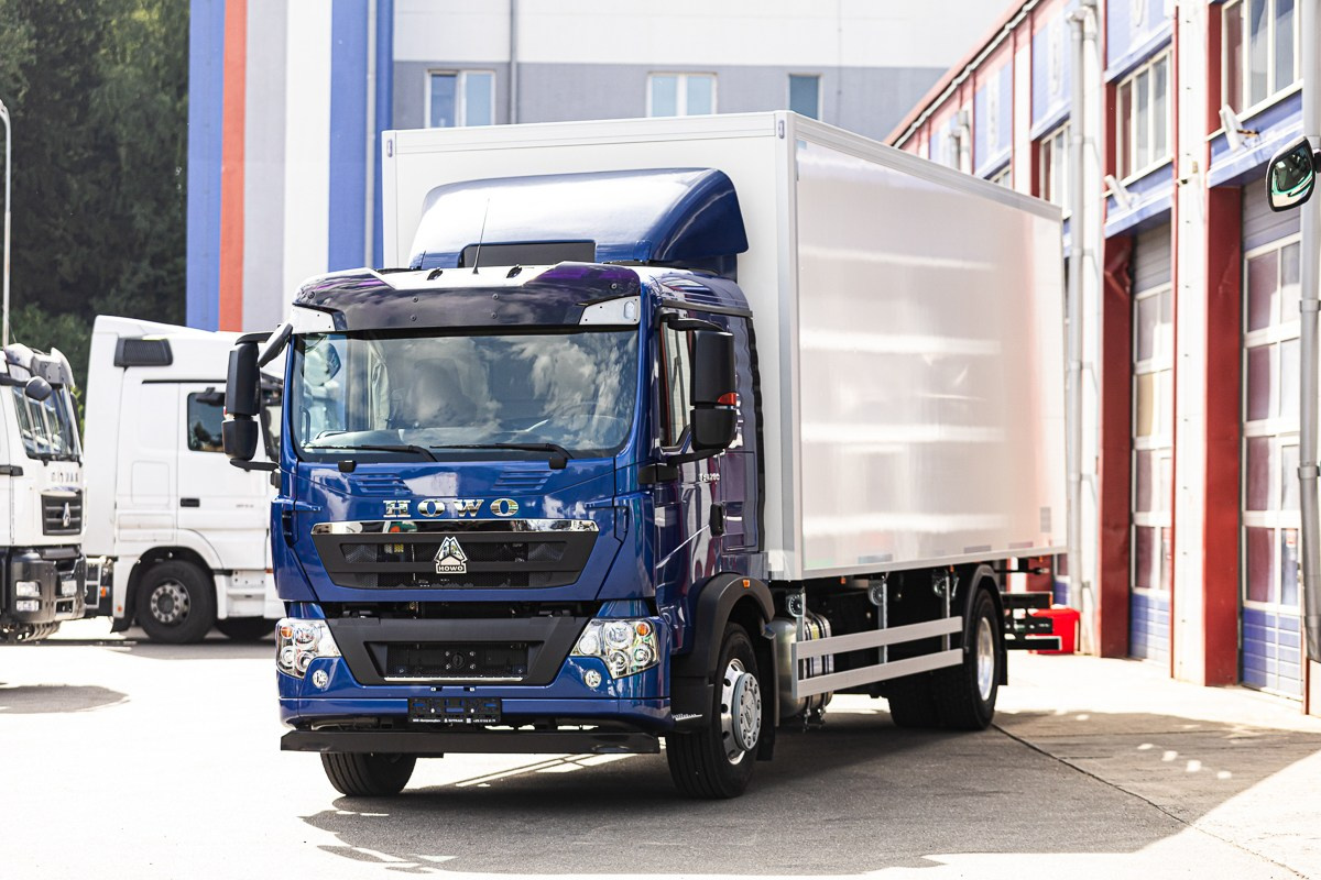 Авто. Фотограф Александр Ямпольский