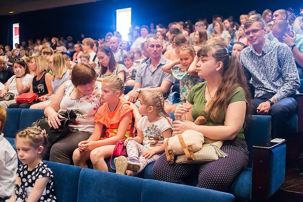 Благотворительный показ ТЮЗ. Детский и семейный фотограф, фотограф мероприятий Нижний Новгород