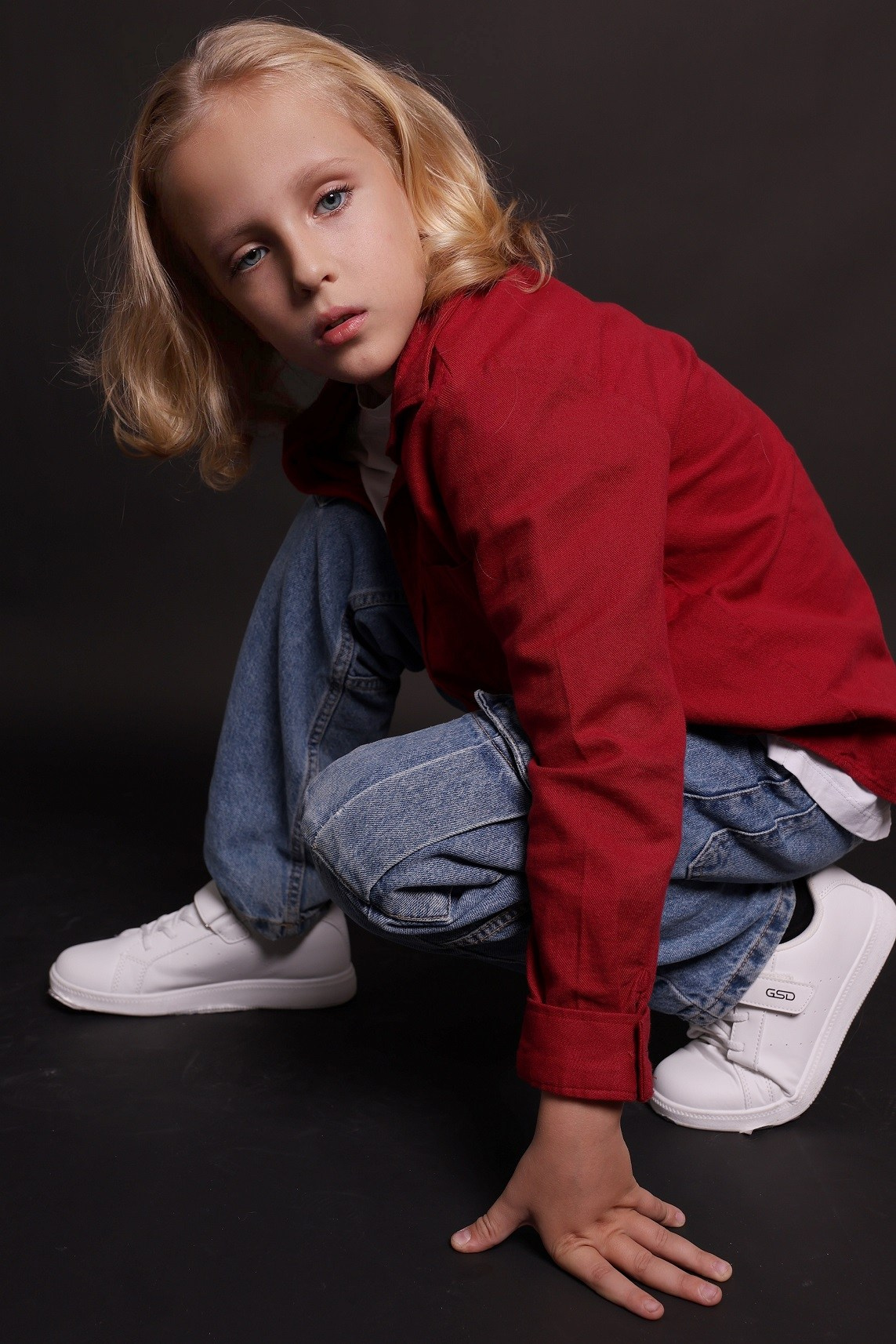 Константин Чурбанов. Съёмка одежды для маркетплейсов и брендов Morozova Production