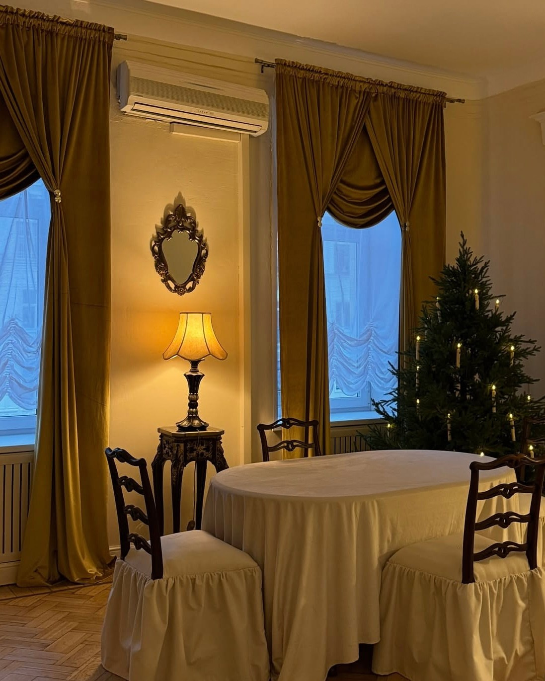 Vintage. Fashion & Boudoir photographer Diana Ageeva