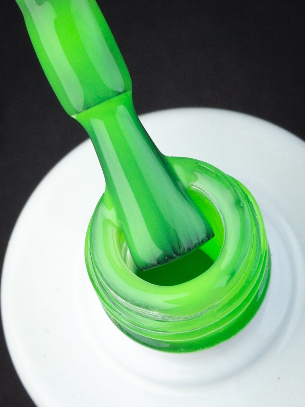 Kira на чёрном. Александр Стряпунин — предметный фотограф в Улан-Удэ