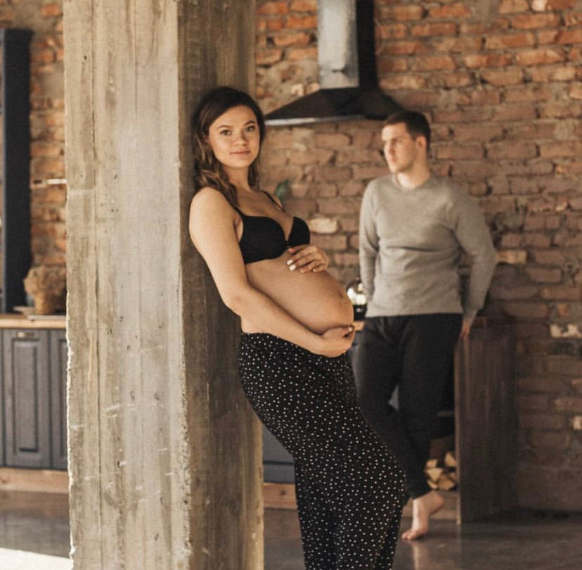 Романс. Для тех, кто не ждёт удачи, а создаёт её. Каждая фотосессия — это твой момент, твой стиль, твой успех. 📸