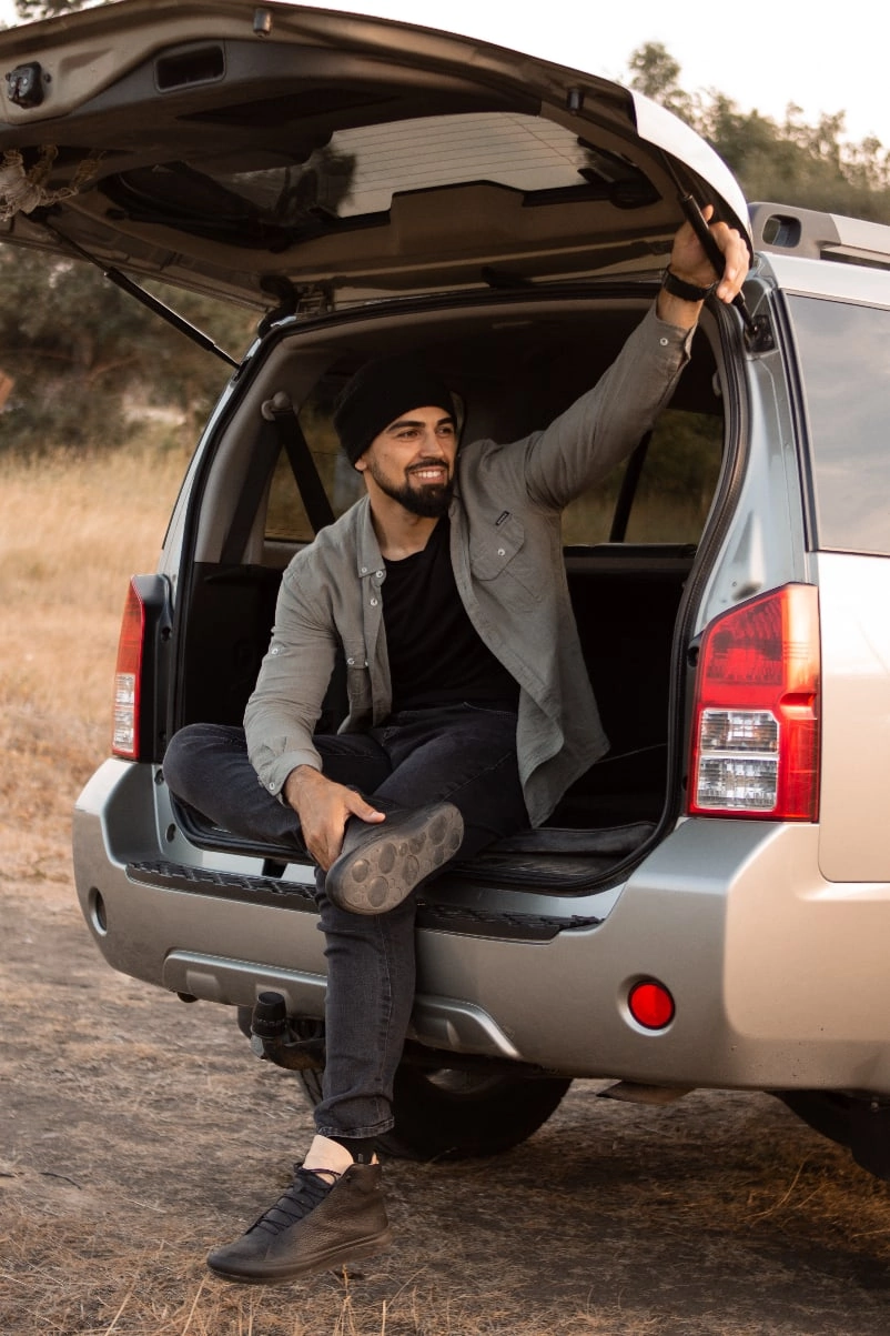 В машине. Для тех, кто не ждёт удачи, а создаёт её. Каждая фотосессия — это твой момент, твой стиль, твой успех. 📸