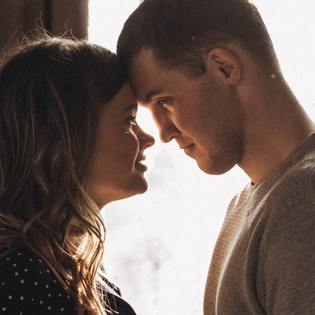 Романс. Для тех, кто не ждёт удачи, а создаёт её. Каждая фотосессия — это твой момент, твой стиль, твой успех. 📸