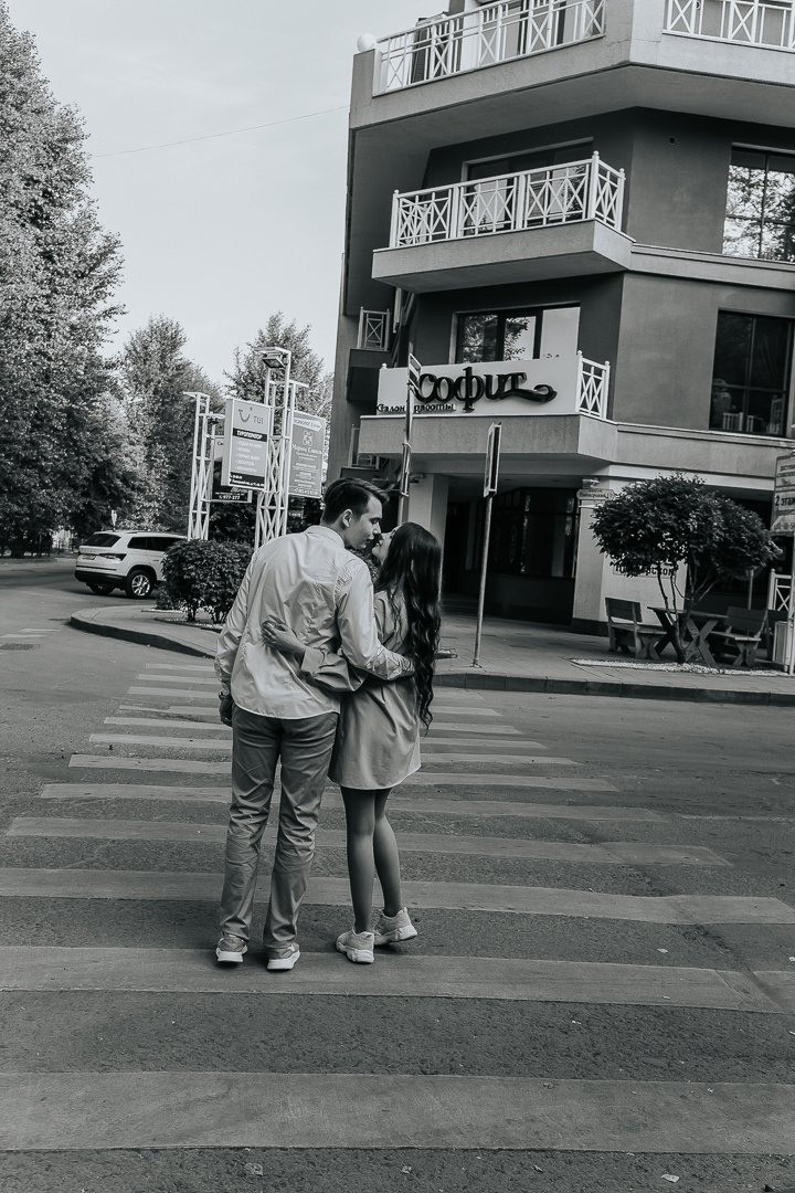 Романтика. Для тех, кто не ждёт удачи, а создаёт её. Каждая фотосессия — это твой момент, твой стиль, твой успех. 📸