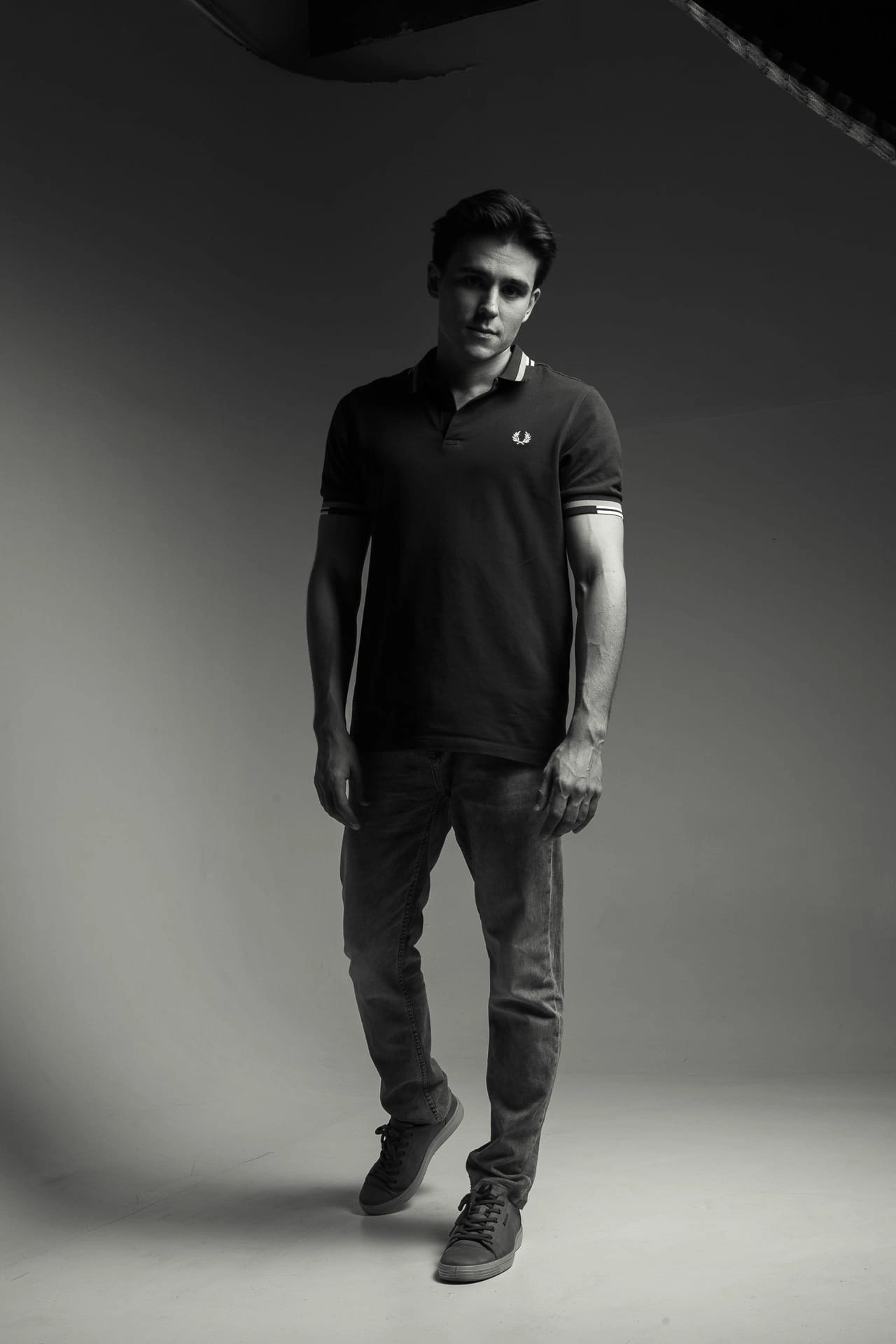 Даниил. Для тех, кто не ждёт удачи, а создаёт её. Каждая фотосессия — это твой момент, твой стиль, твой успех. 📸