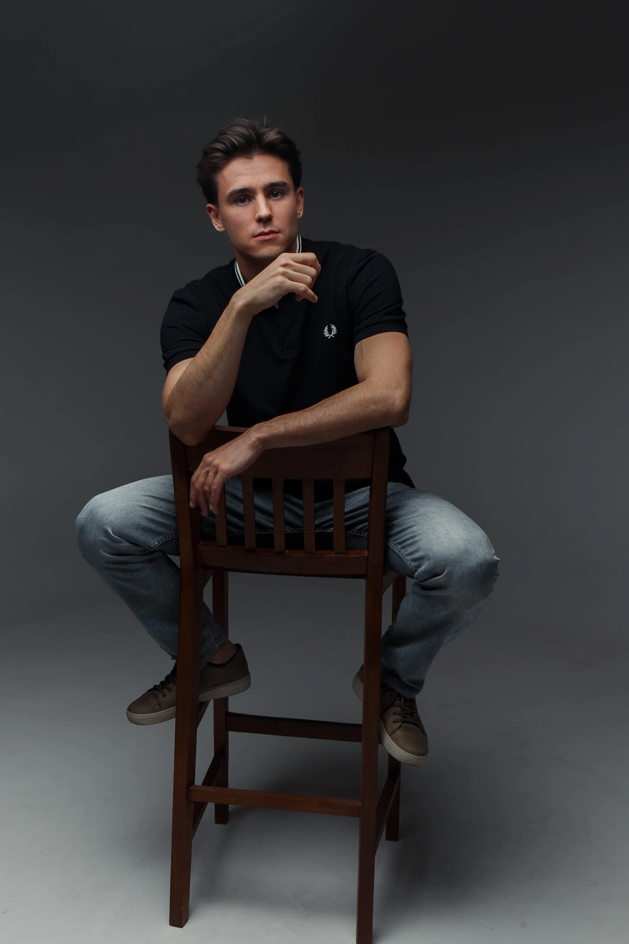 Даниил. Для тех, кто не ждёт удачи, а создаёт её. Каждая фотосессия — это твой момент, твой стиль, твой успех. 📸