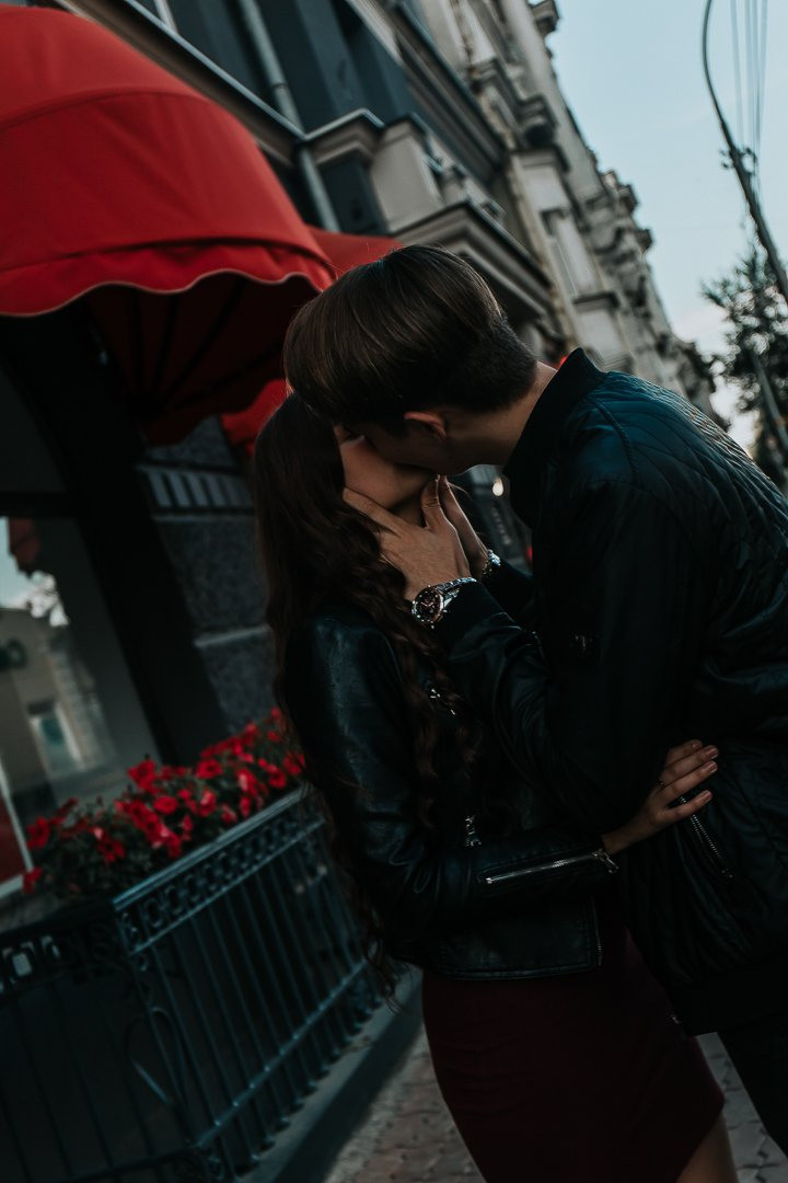 Романтика. Для тех, кто не ждёт удачи, а создаёт её. Каждая фотосессия — это твой момент, твой стиль, твой успех. 📸