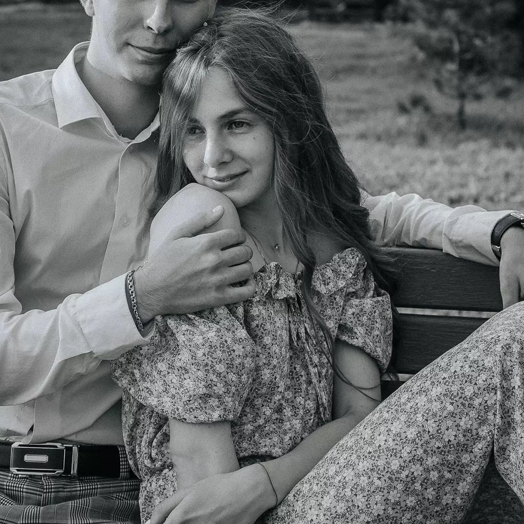 Владимир и Розалина. Для тех, кто не ждёт удачи, а создаёт её. Каждая фотосессия — это твой момент, твой стиль, твой успех. 📸