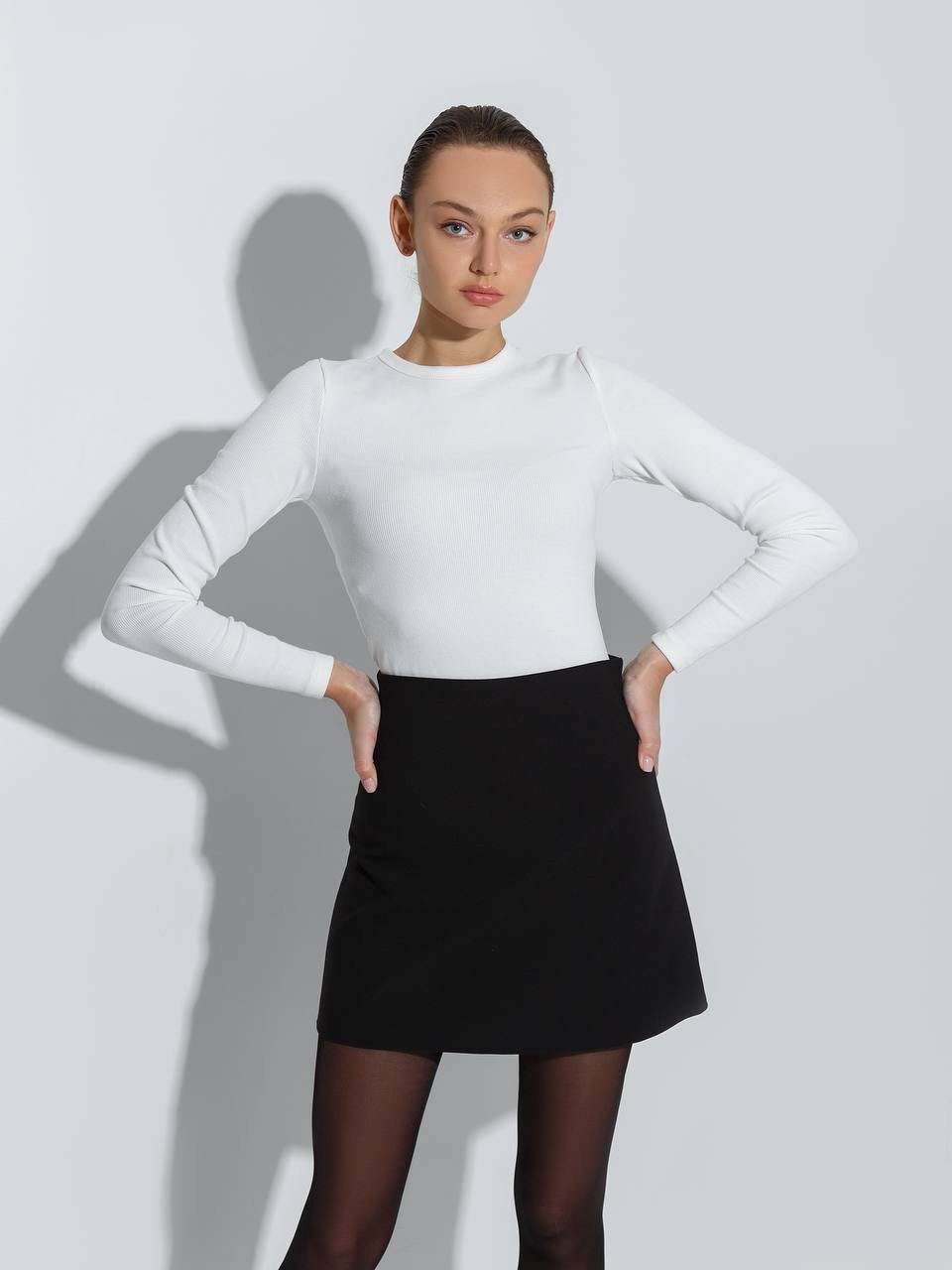 Олеся Е Размер S. Рост 181, Параметры: 86/61/89. LUNAPRO Дом стильных, сборных и индивидуальных съемок для брендов