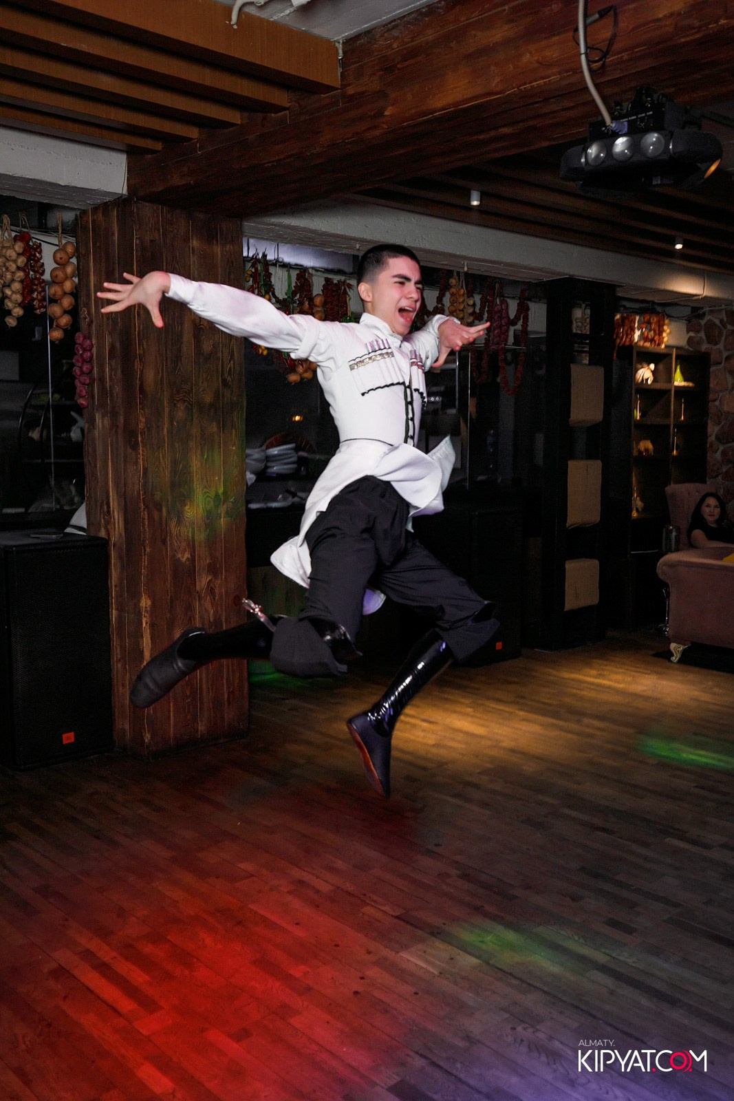 ВАХТАНГУРИ. КИПЯТКОМ АЛМАТЫ! Фотосъемка мероприятий в Алматы