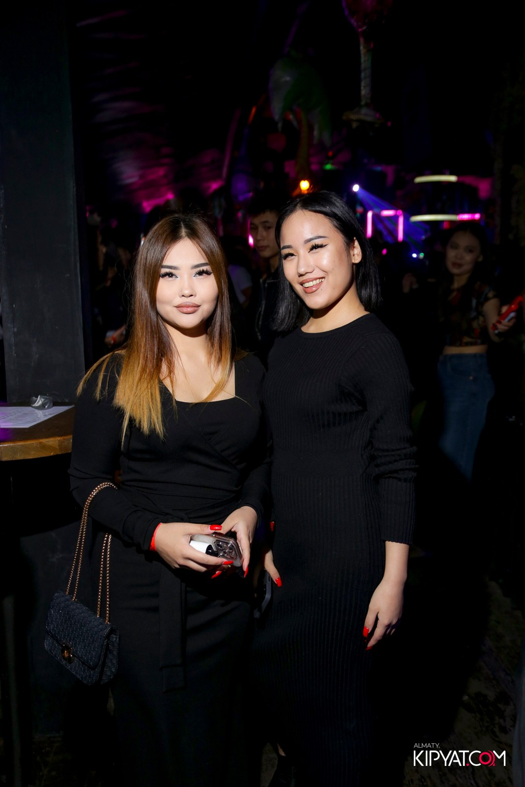 UYAT EMES BAR. КИПЯТКОМ АЛМАТЫ!