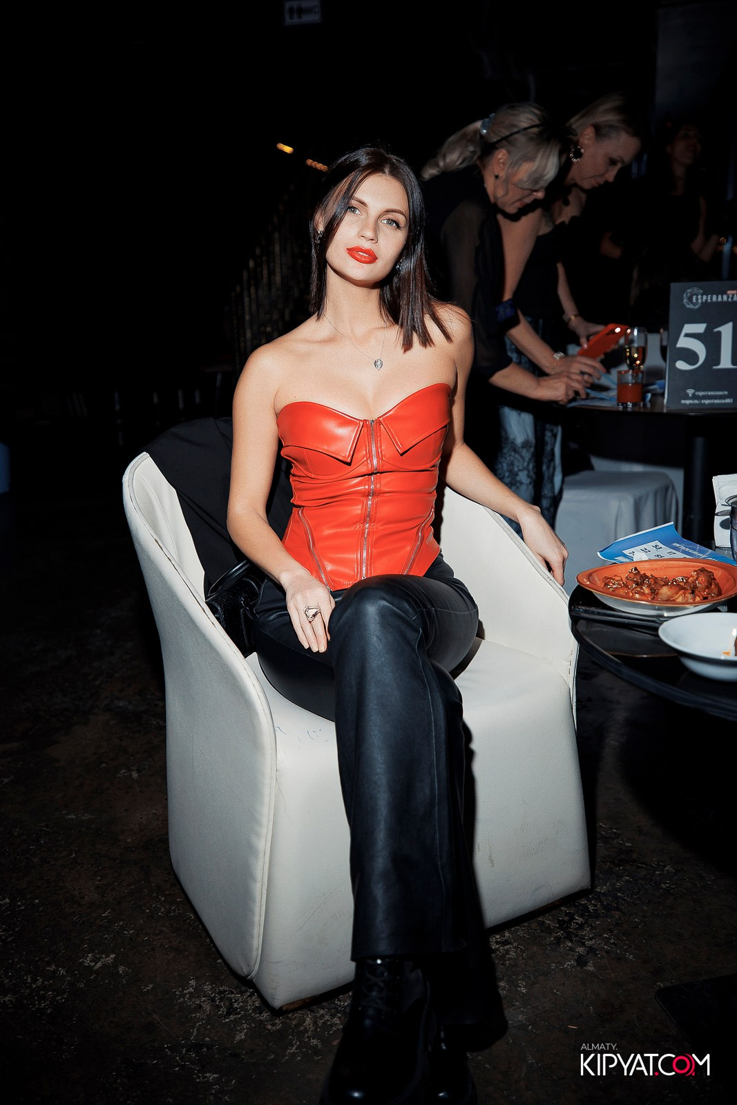 МУЗЫКАЛЬНОЕ ЛОТО В HIT RETRO. КИПЯТКОМ АЛМАТЫ!