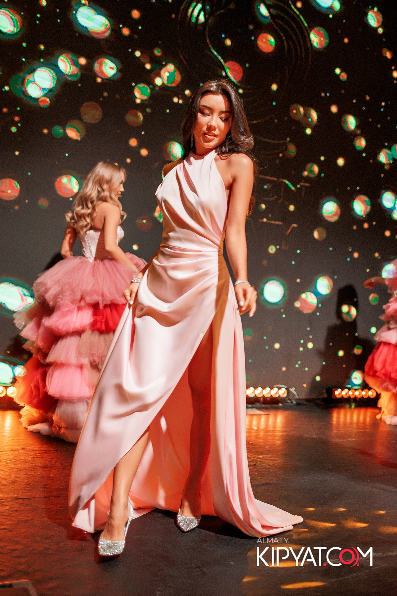 QUEEN. КИПЯТКОМ АЛМАТЫ!