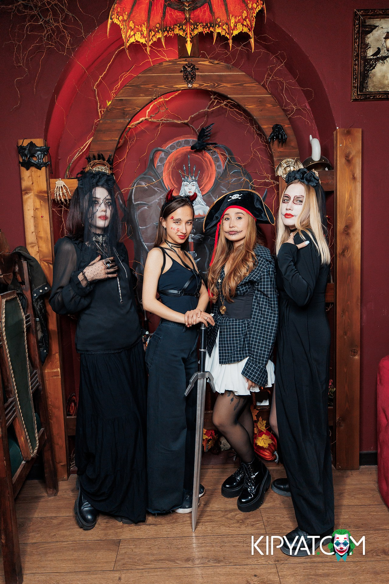 QUEEN OF THE DARKNESS. КИПЯТКОМ АЛМАТЫ!