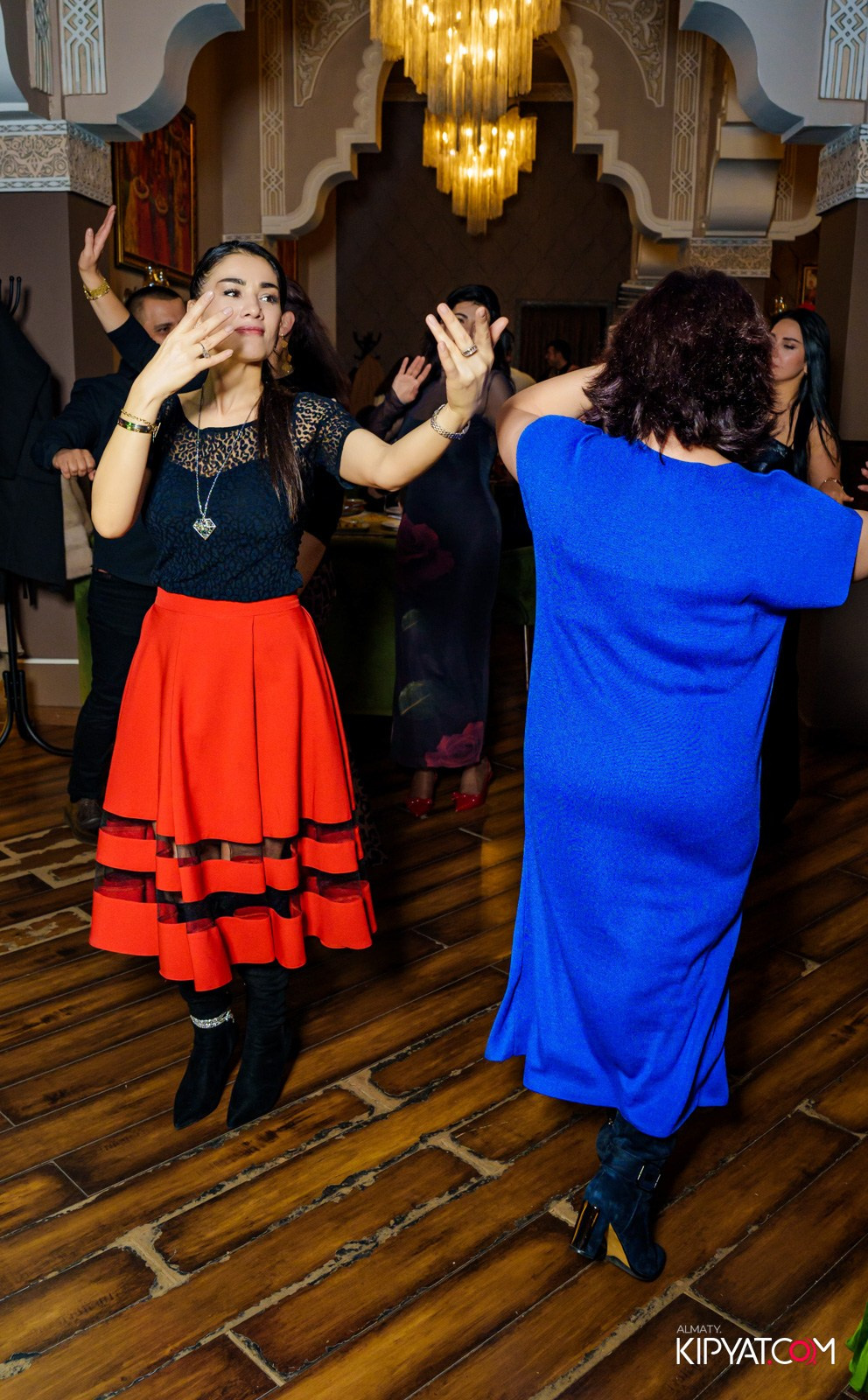 РЕСТОРАН NARSHARAB. КИПЯТКОМ АЛМАТЫ!