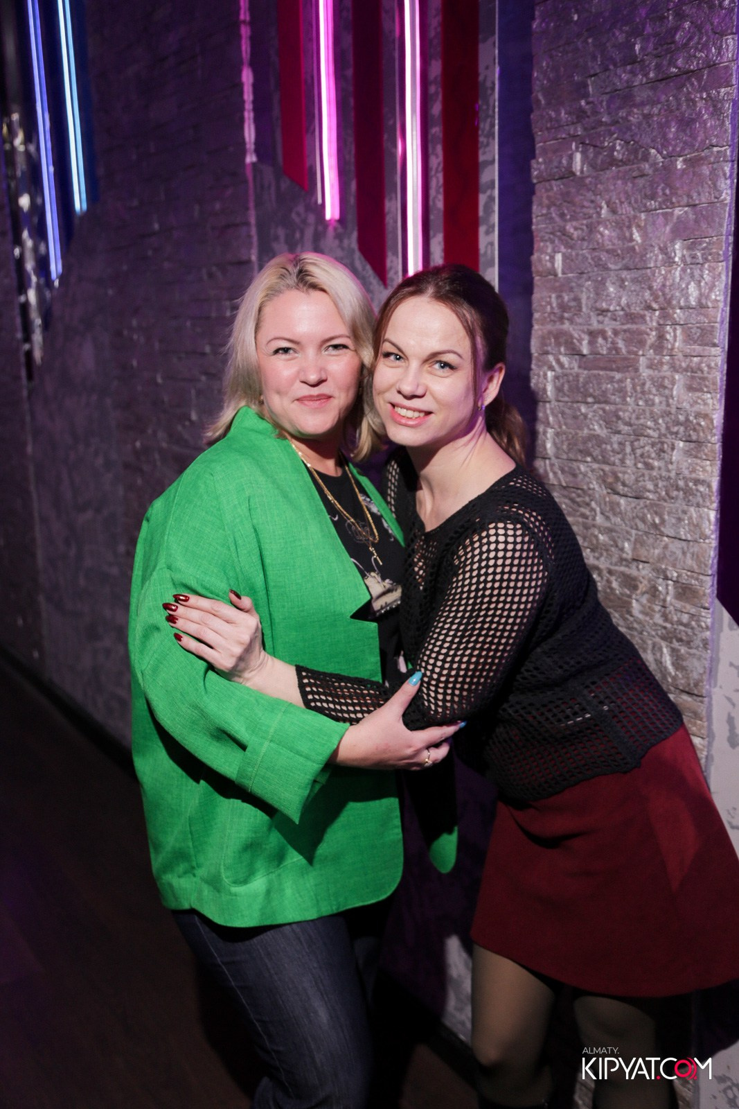 УХО И МЕДВЕДЬ НА ГАГАРИНА. КИПЯТКОМ АЛМАТЫ!