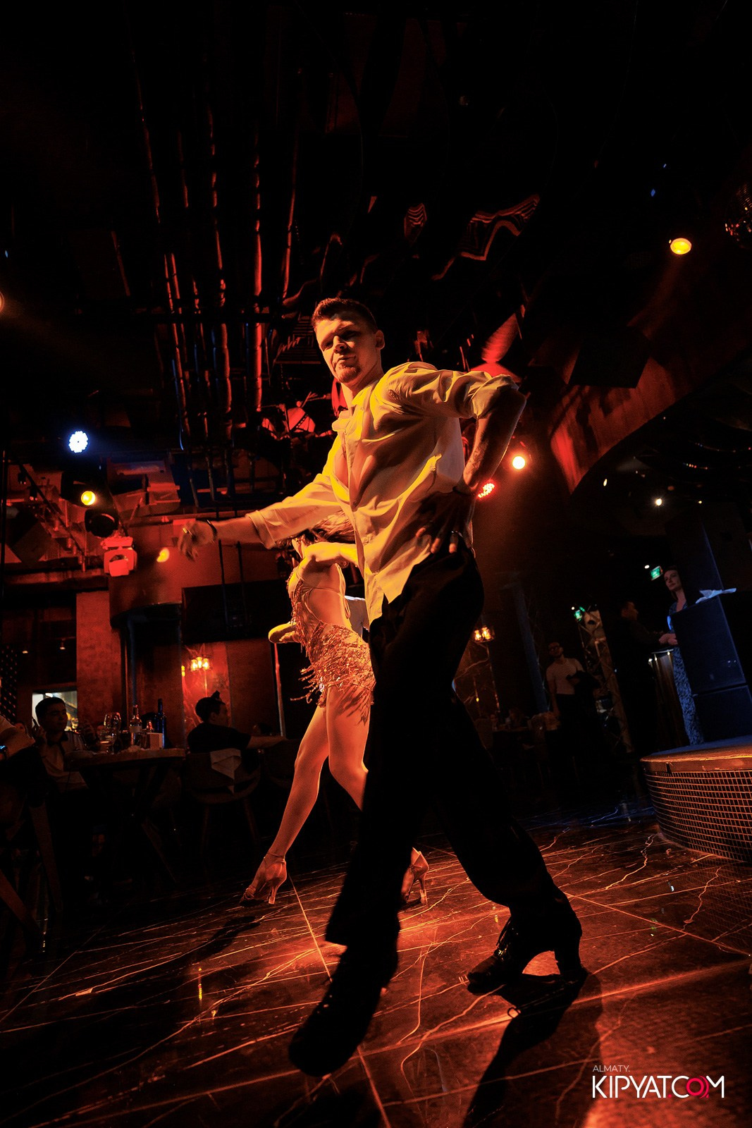 MOOD KARAOKE & TERRACE. КИПЯТКОМ АЛМАТЫ!