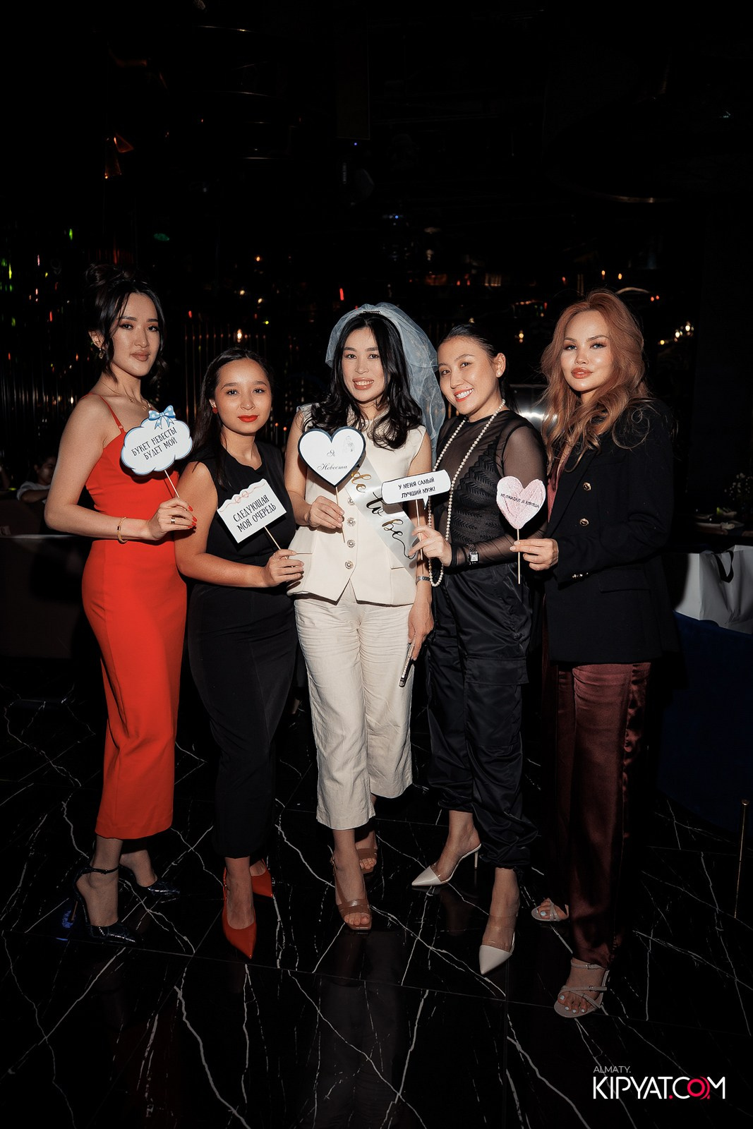 MOOD KARAOKE BAR & TERRACE. КИПЯТКОМ АЛМАТЫ!