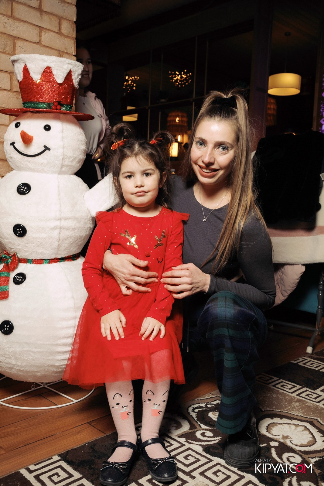 ГРУЗИНСКИЙ ДВОР НА КАБАНБАЙ БАТЫРА. КИПЯТКОМ АЛМАТЫ!