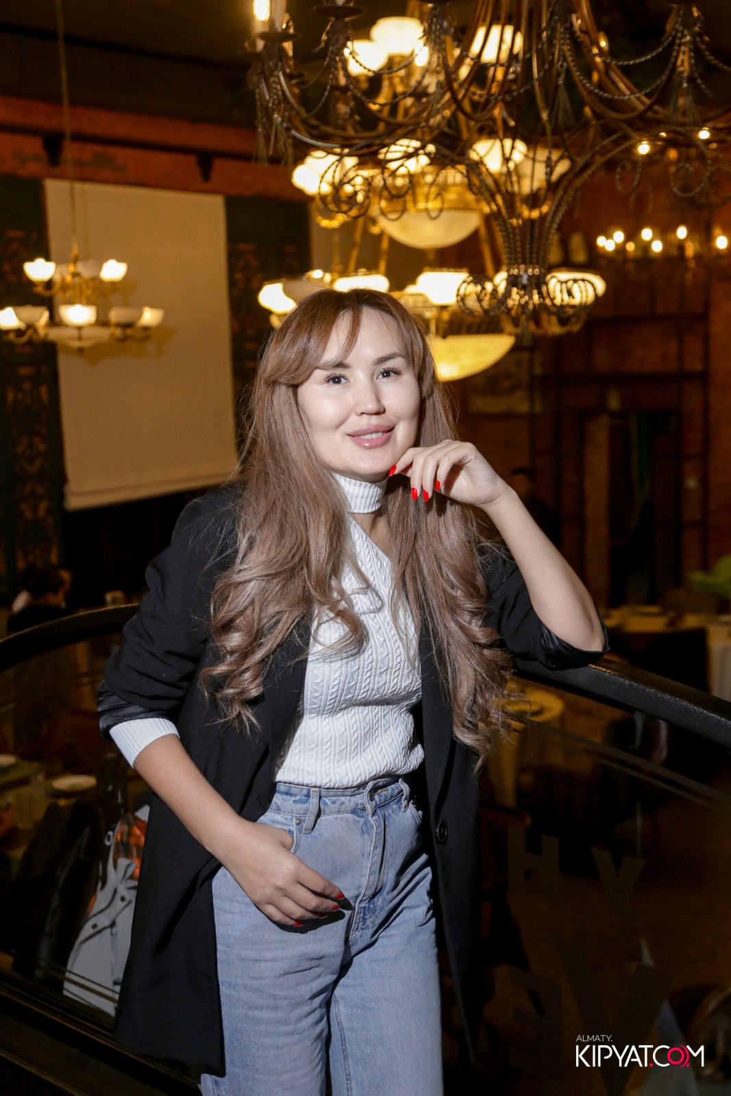 РЕСТОРАН ВЕСЕЛИДЗЕ НА ШЕВЧЕНКО. КИПЯТКОМ АЛМАТЫ!