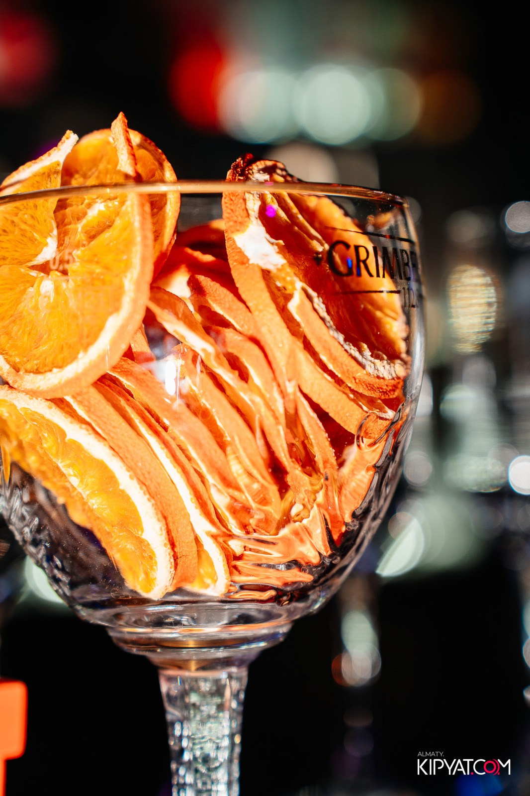 ДОРОГАЯ, Я НЕ ПИЛ. КИПЯТКОМ АЛМАТЫ!