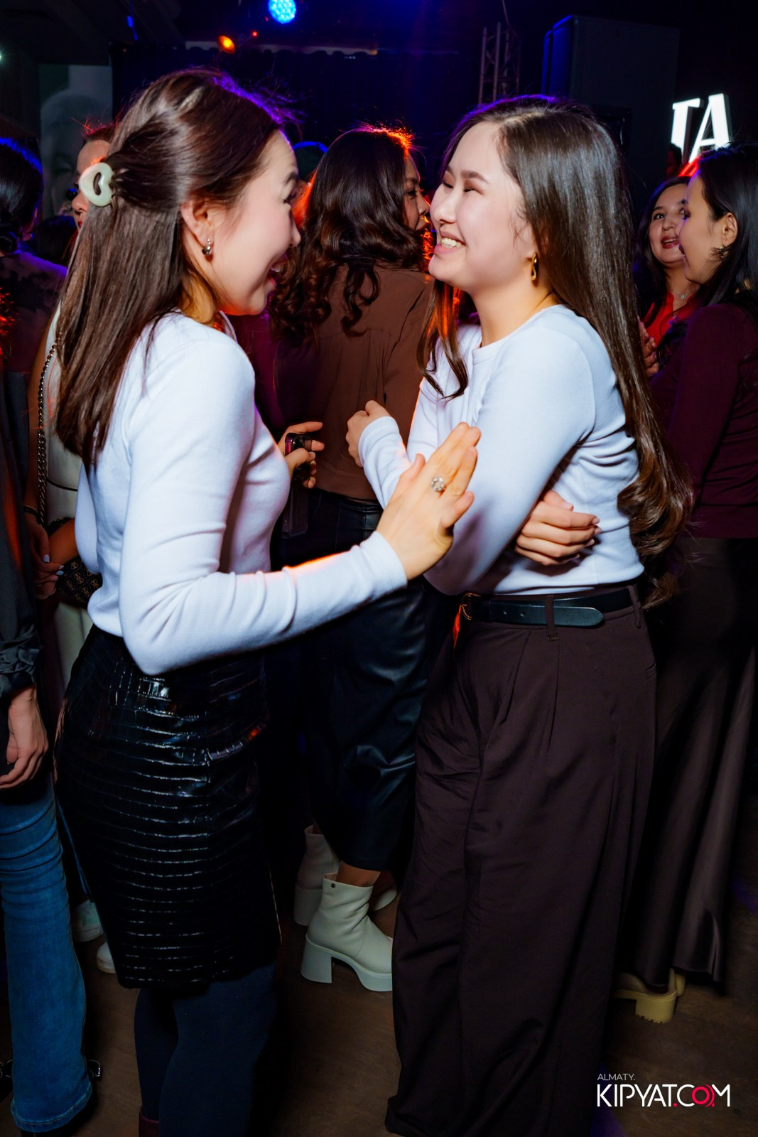 ПИНТА НА ДОСТЫК. КИПЯТКОМ АЛМАТЫ!