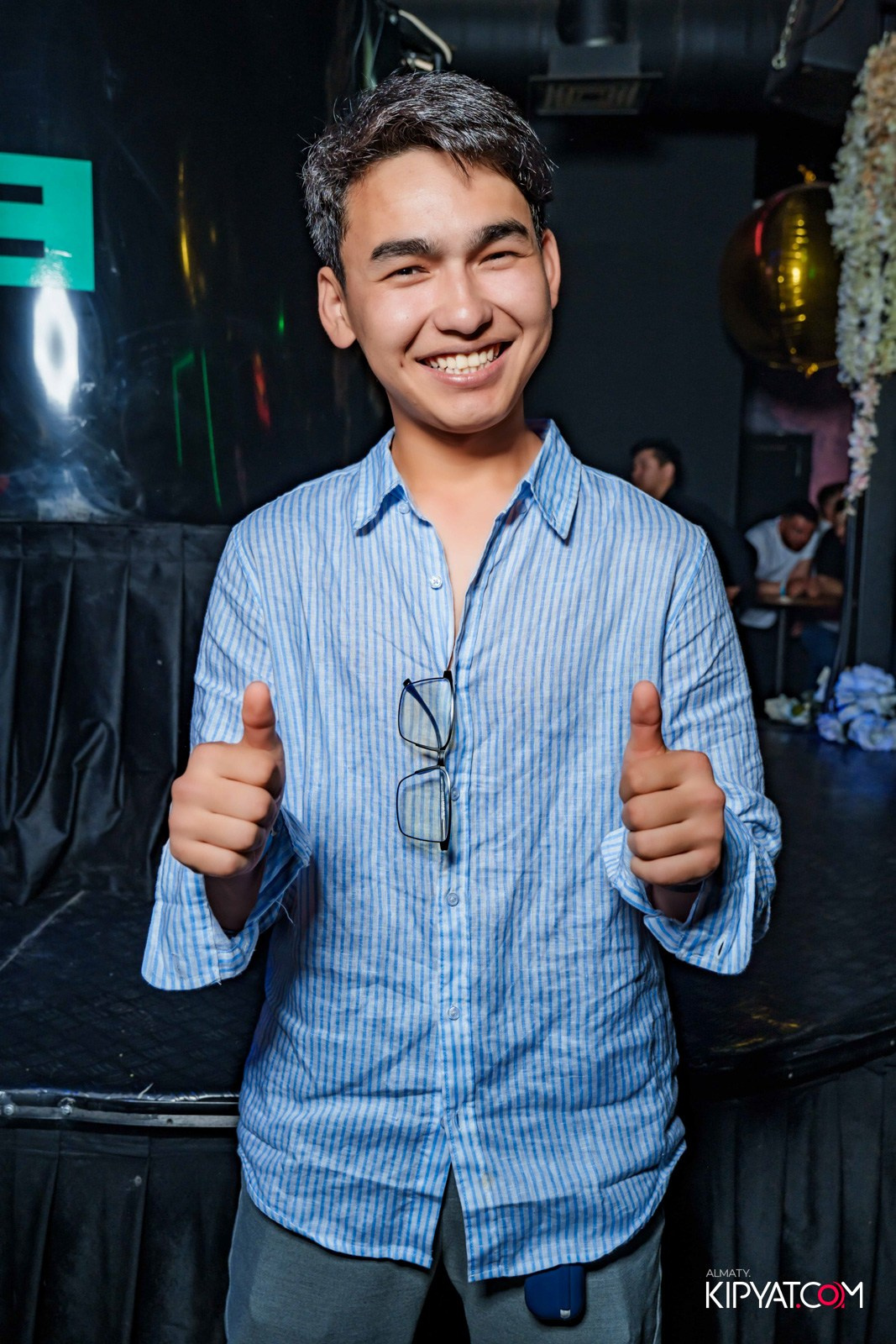 UYAT EMES BAR. КИПЯТКОМ АЛМАТЫ!