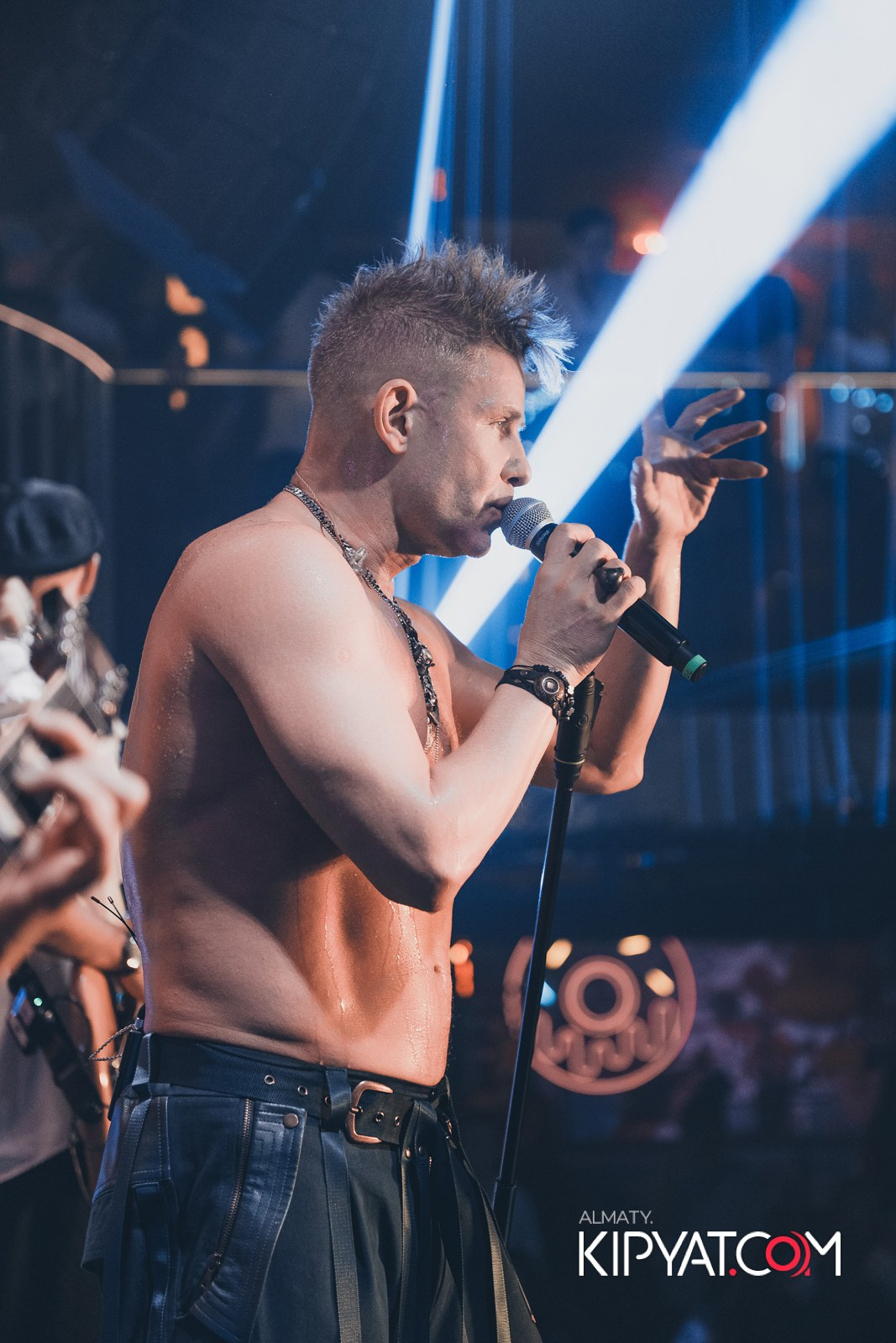 SANTA BARBARA — SPECIAL QUEST МИТЯ ФОМИН. КИПЯТКОМ АЛМАТЫ!