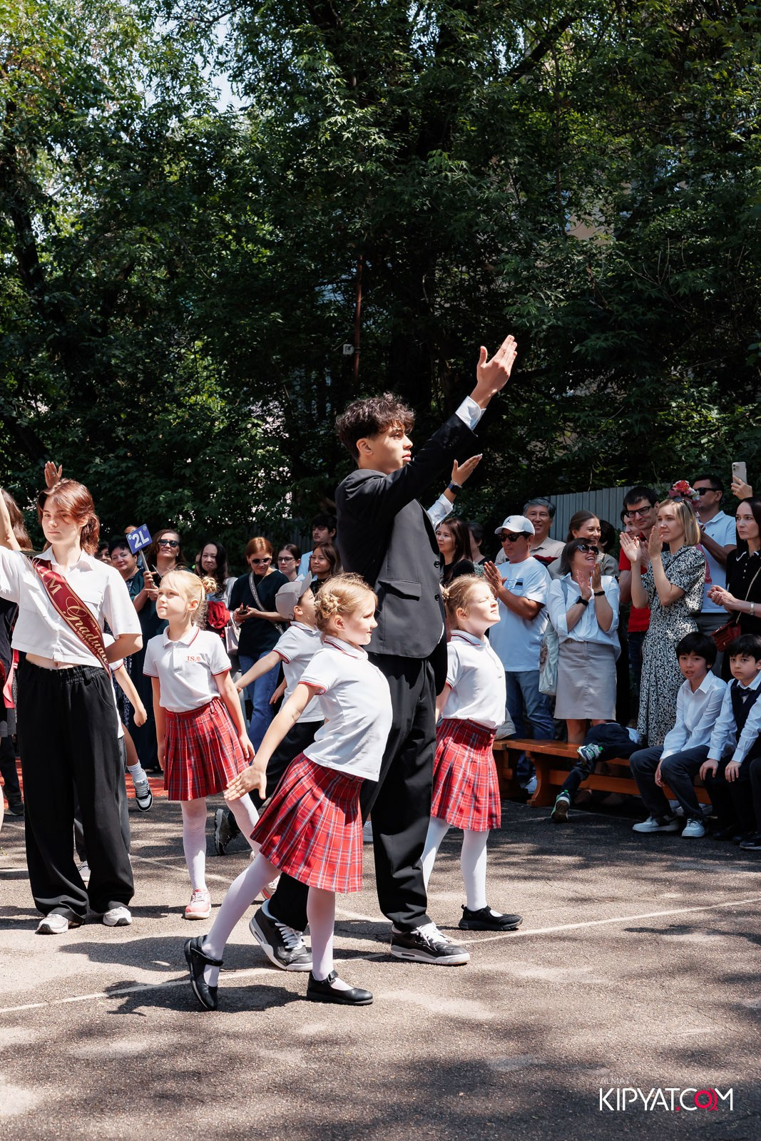 МЕЖДУНАРОДНАЯ ШКОЛА АЛМАТЫ — ВЫПУСК 2025. КИПЯТКОМ АЛМАТЫ!