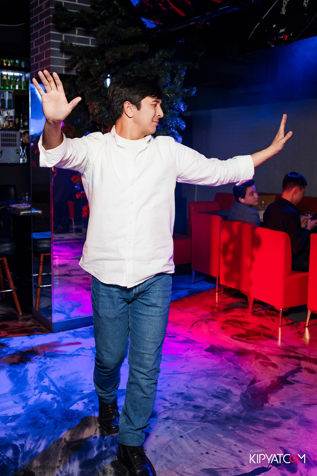 КАРАОКЕ DOREMI. КИПЯТКОМ АЛМАТЫ! Фотосъемка мероприятий в Алматы