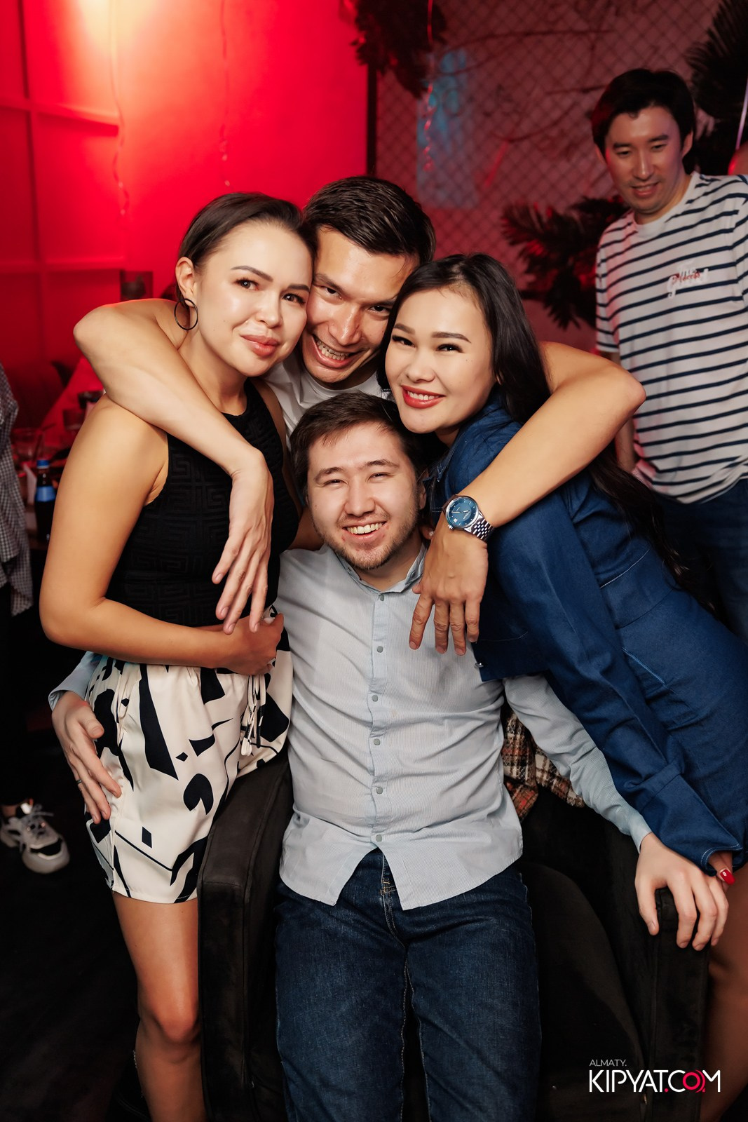 ДОРОГАЯ, Я НЕ ПИЛ. КИПЯТКОМ АЛМАТЫ!