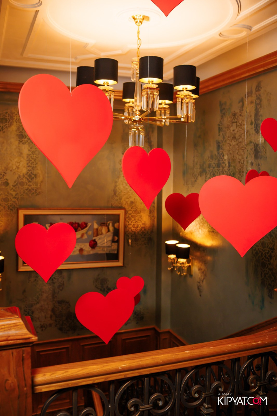 РЕСТОРАН ALAZANI. КИПЯТКОМ АЛМАТЫ!