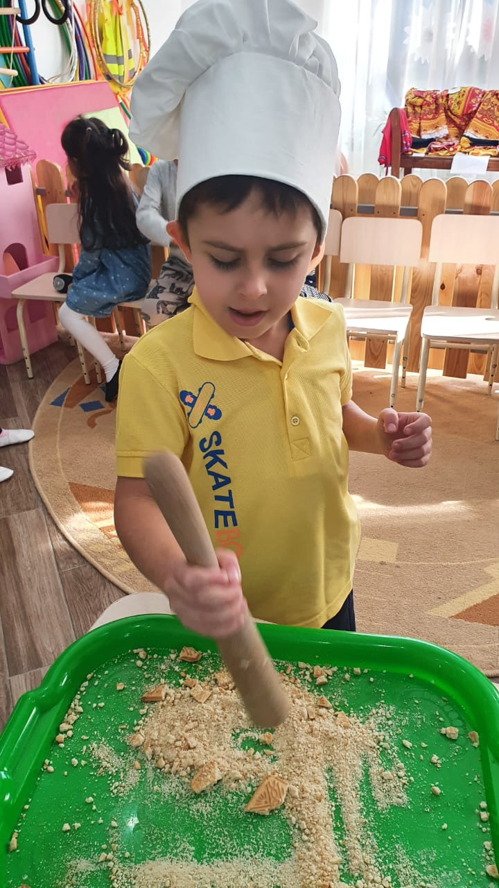 Готовим пироженки ❤️. Детский сад «Эврика»