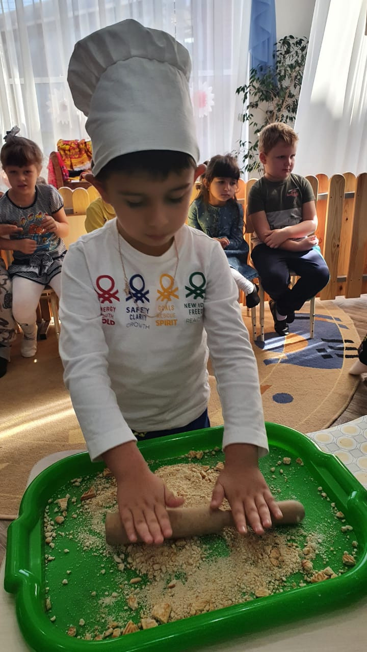 Готовим пироженки ❤️. Детский сад «Эврика»